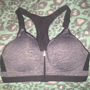 VS SPORT Sports Bra!!